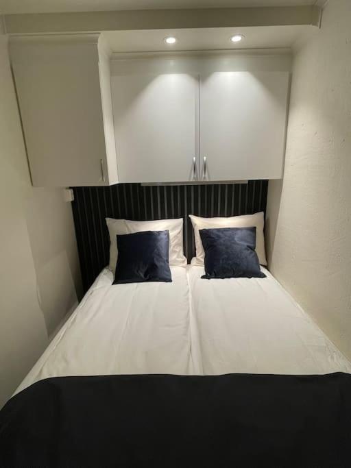 Revtind - Modern Apartment With Free Parking Narvik Bagian luar foto